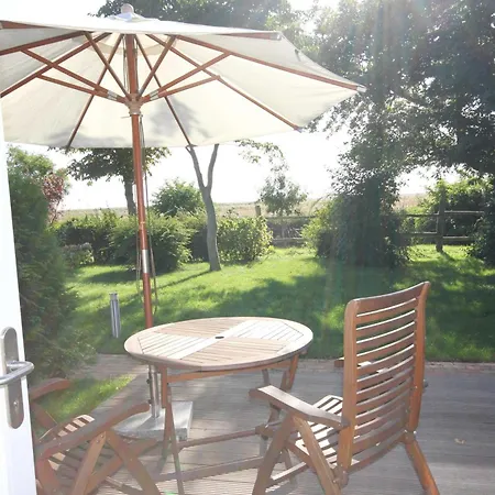 Holiday home Boddenblick Fw Anton Barnstorf